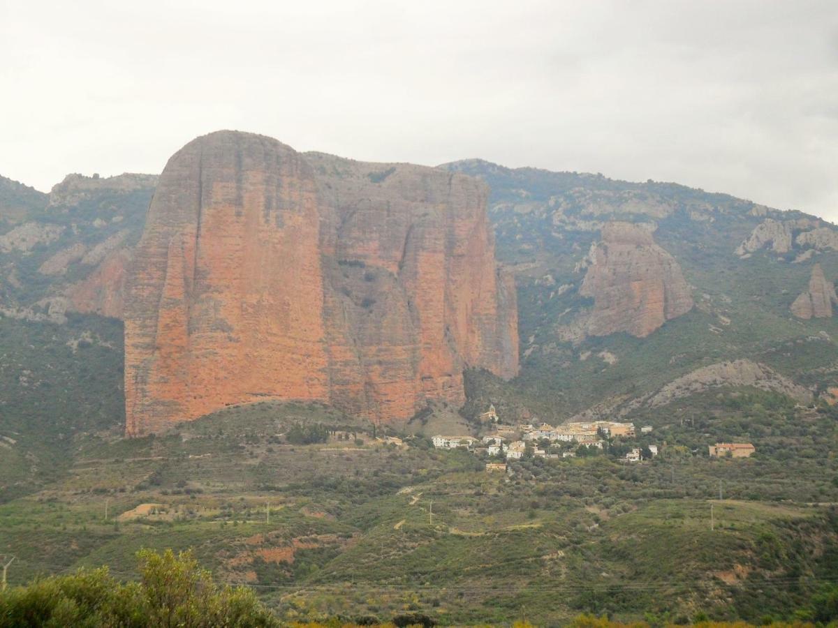 El Frago La Posada Del Arba מראה חיצוני תמונה